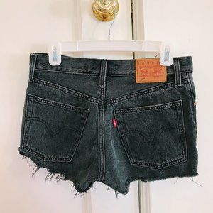 Levi's Cut-Off's